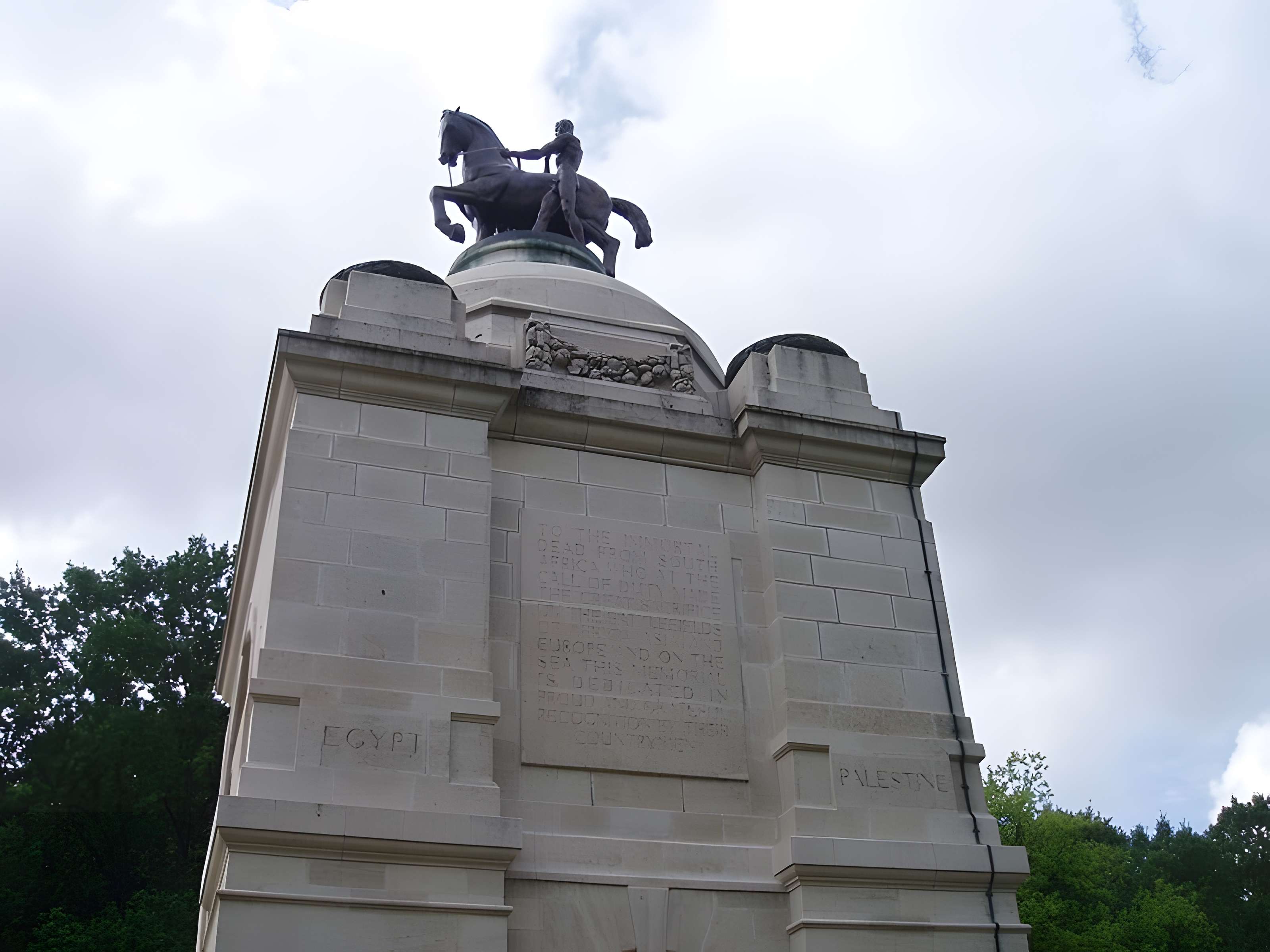 Mémorial et Musée national sud-africain de Longueval
