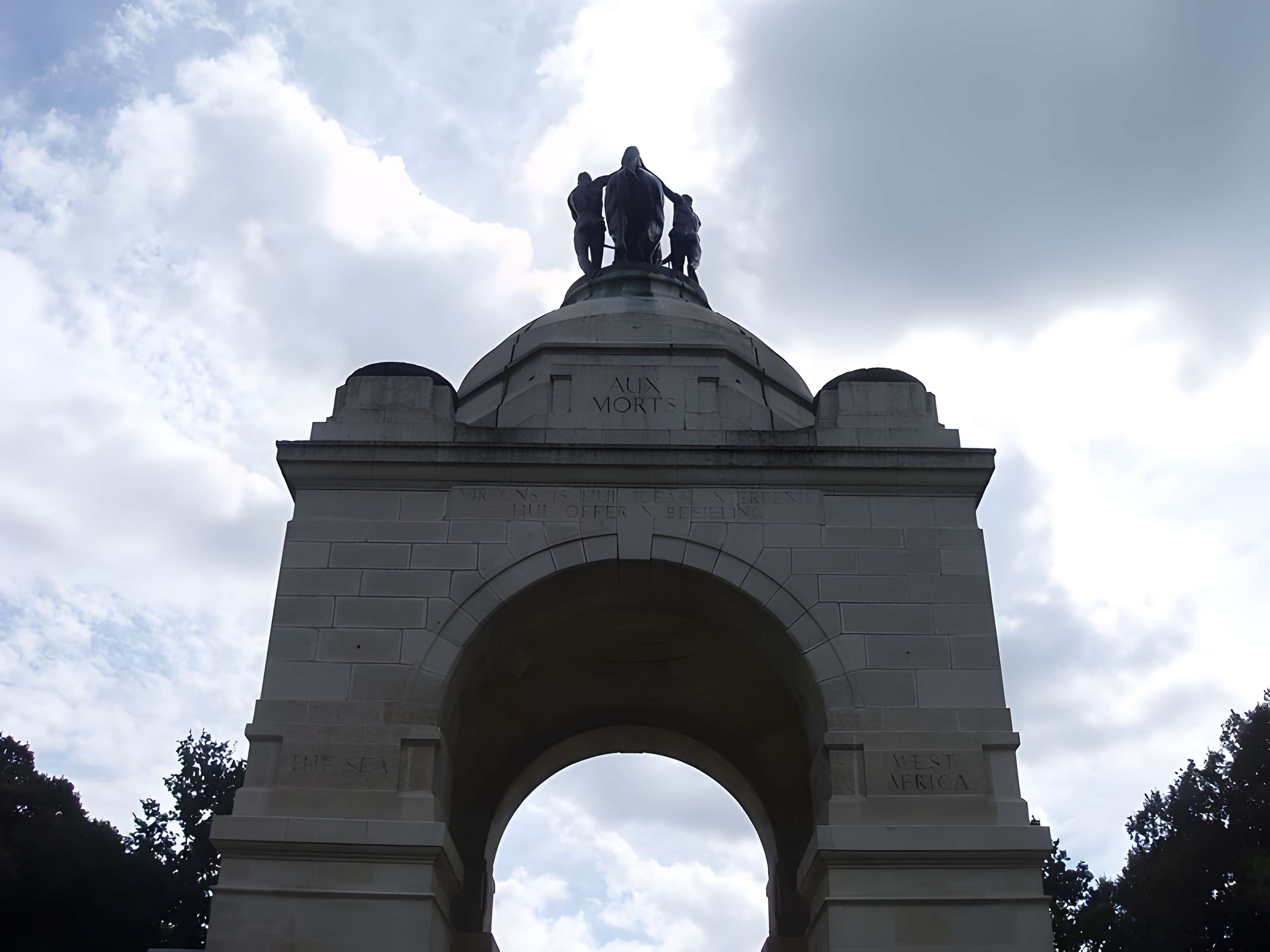 Mémorial et Musée national sud-africain de Longueval