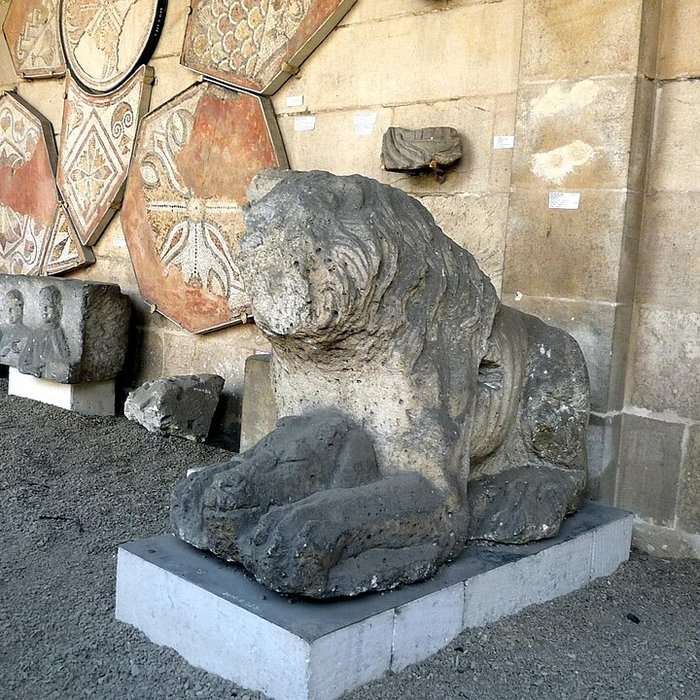 Photo de Musée archéologique et historique de la Charente à Angoulême