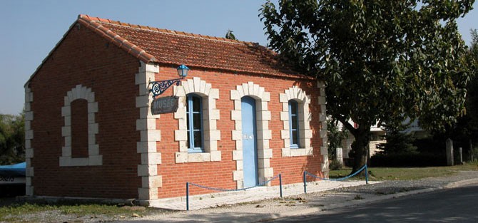 Photo de Musée de la carte postale de Mortagne sur Gironde