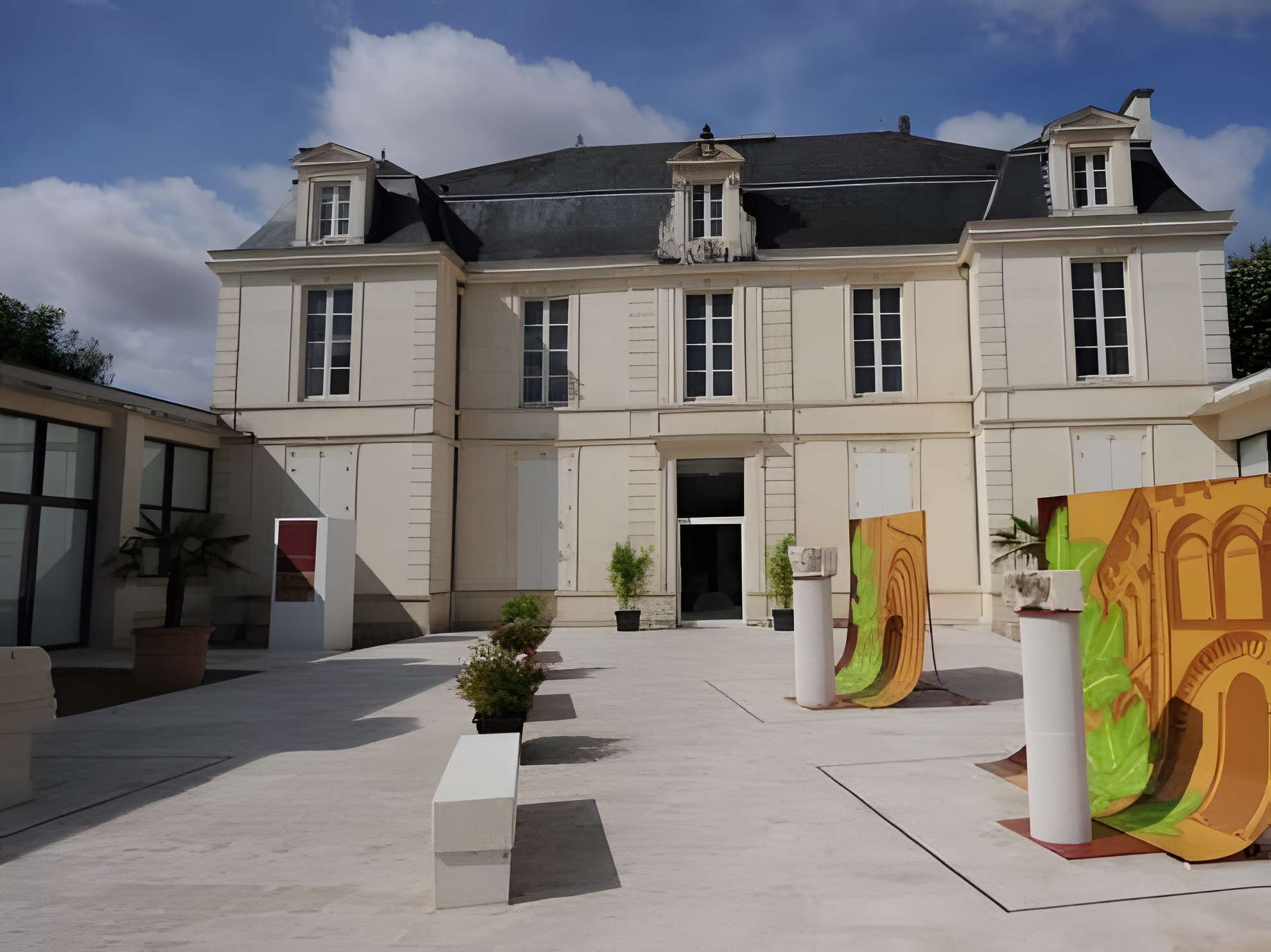 Musée des Cordeliers à Saint-Jean-d'Angély 