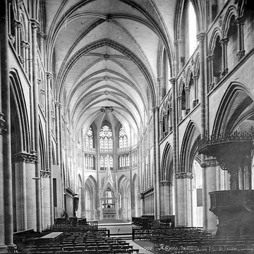 Cathédrale Saint-Cyr-et-Sainte-Julitte de Nevers