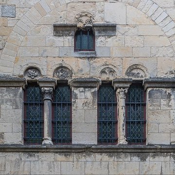 Cathédrale Saint-Cyr-et-Sainte-Julitte de Nevers