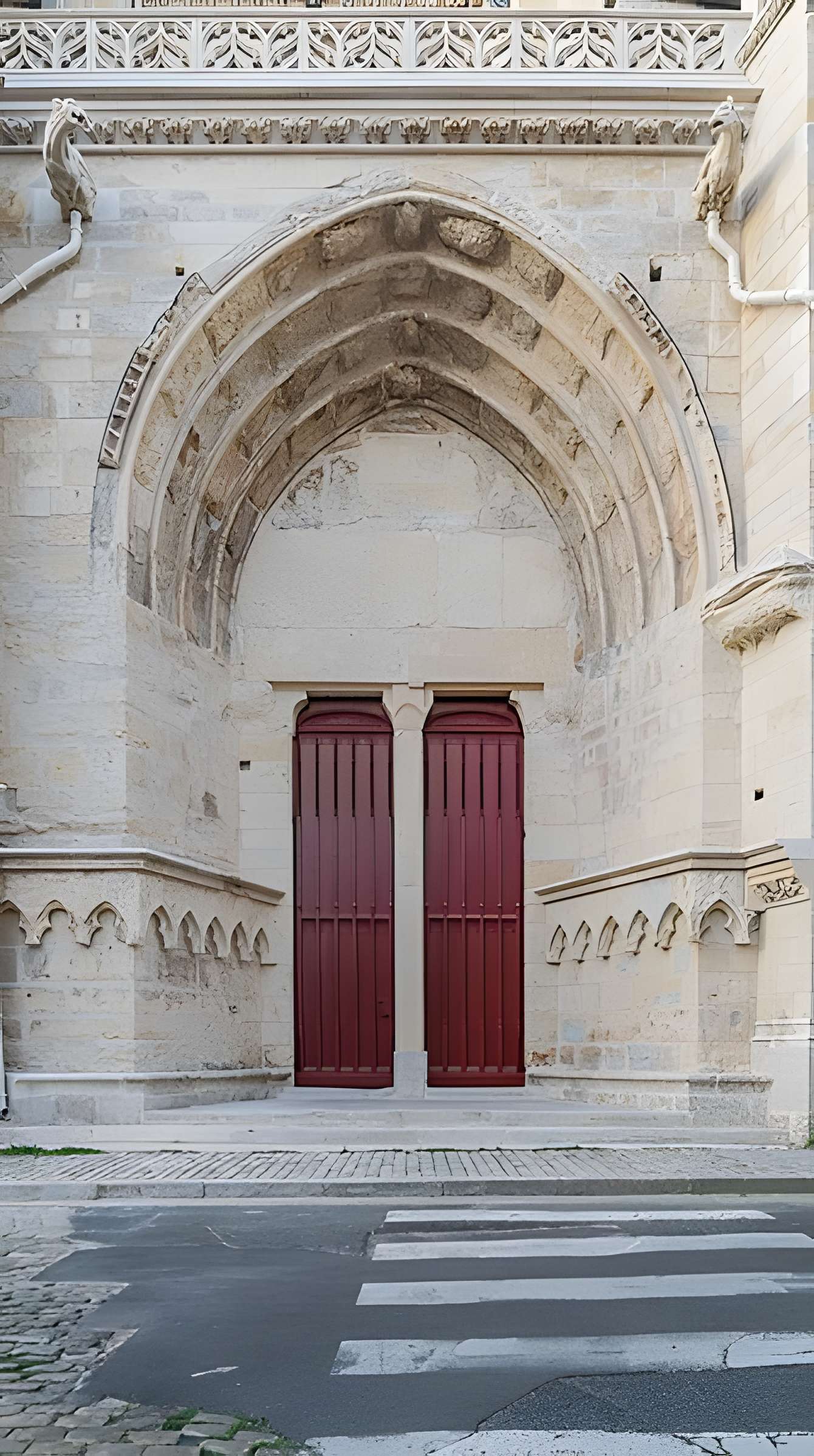 Cathédrale Saint-Cyr-et-Sainte-Julitte de Nevers