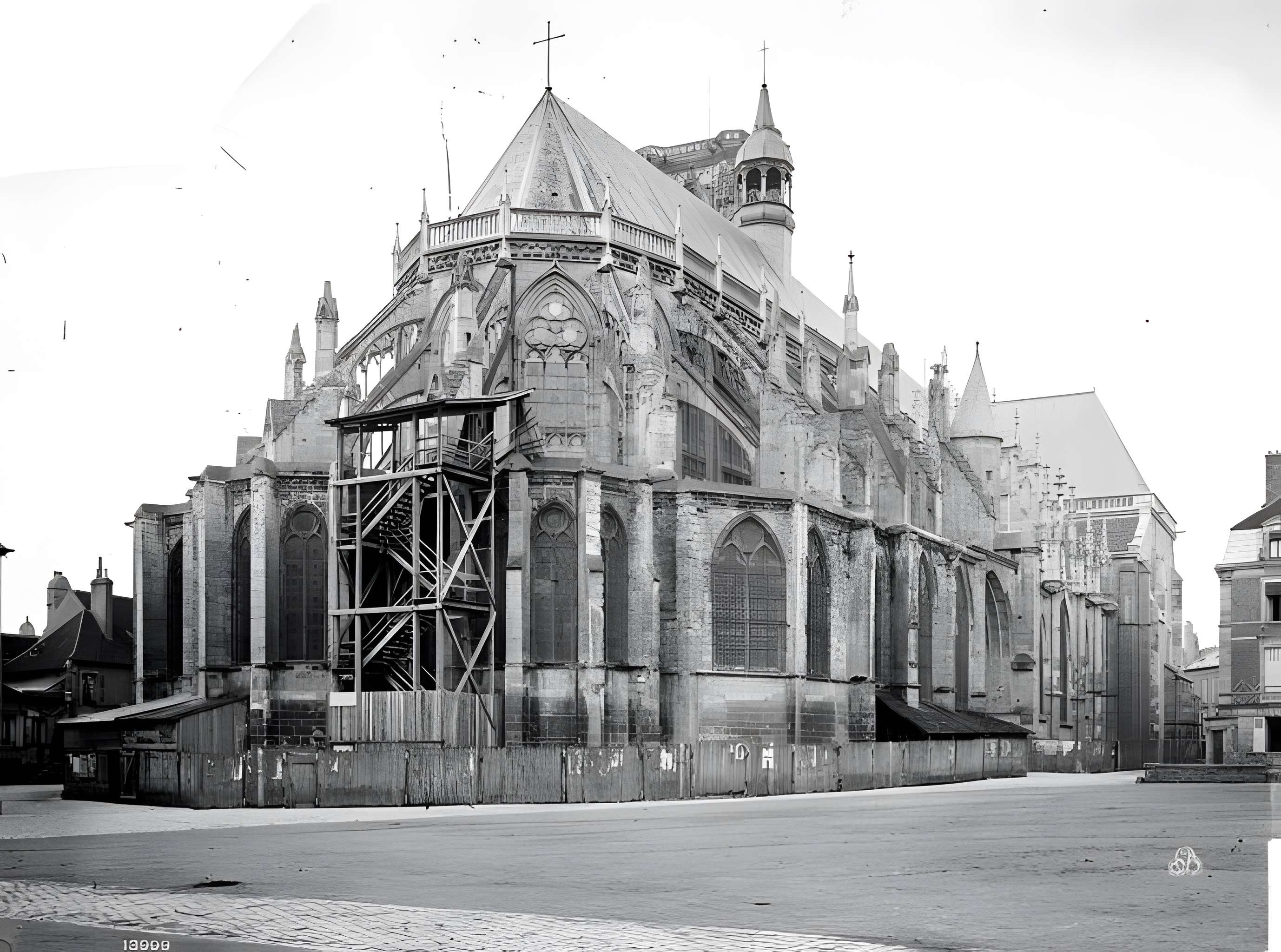 Cathédrale Saint-Cyr-et-Sainte-Julitte de Nevers
