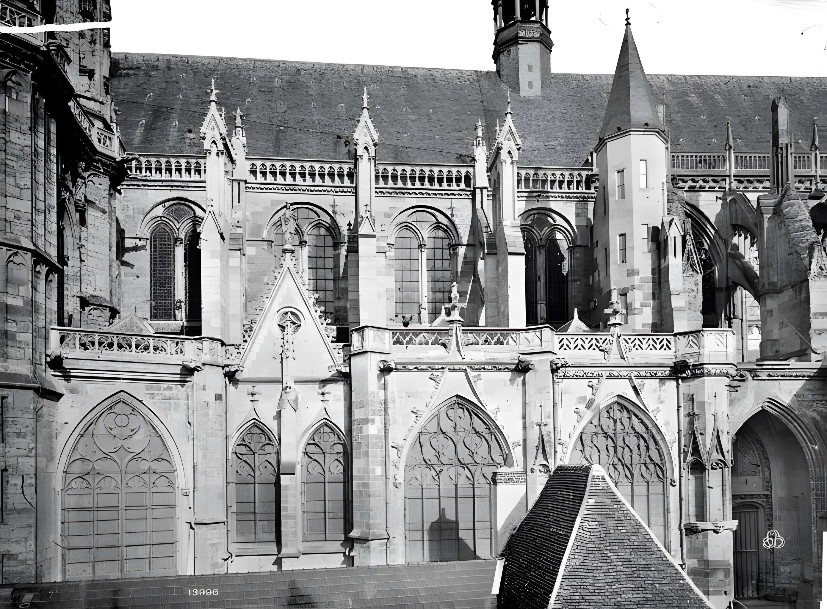 Cathédrale Saint-Cyr-et-Sainte-Julitte de Nevers