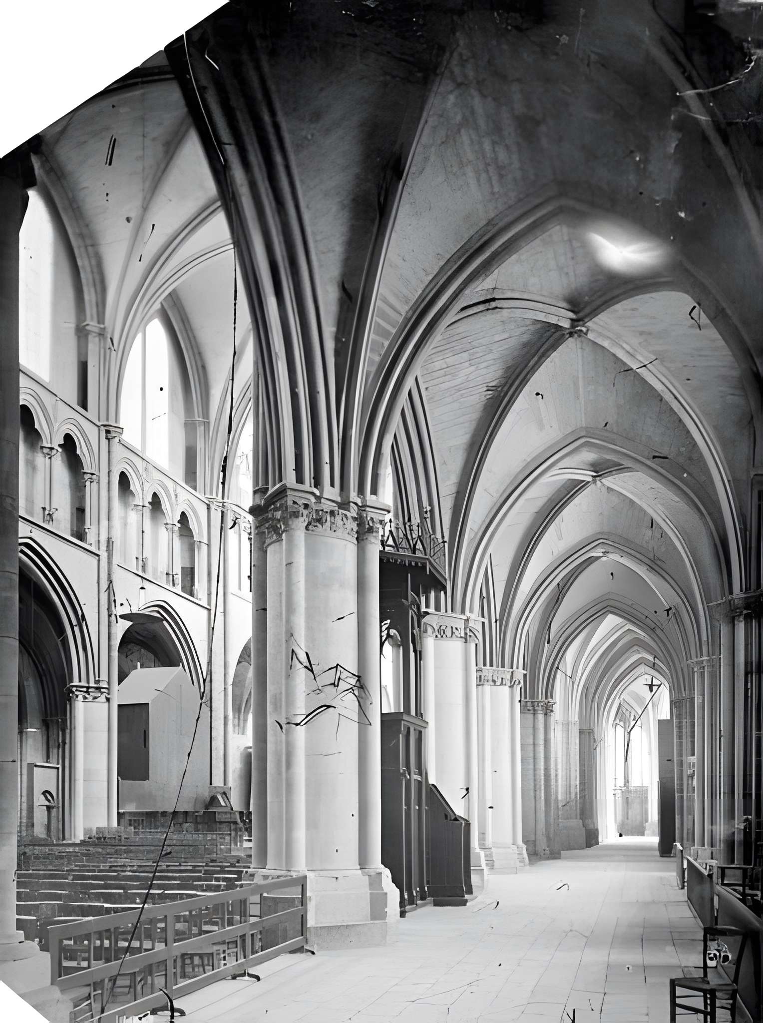 Cathédrale Saint-Cyr-et-Sainte-Julitte de Nevers