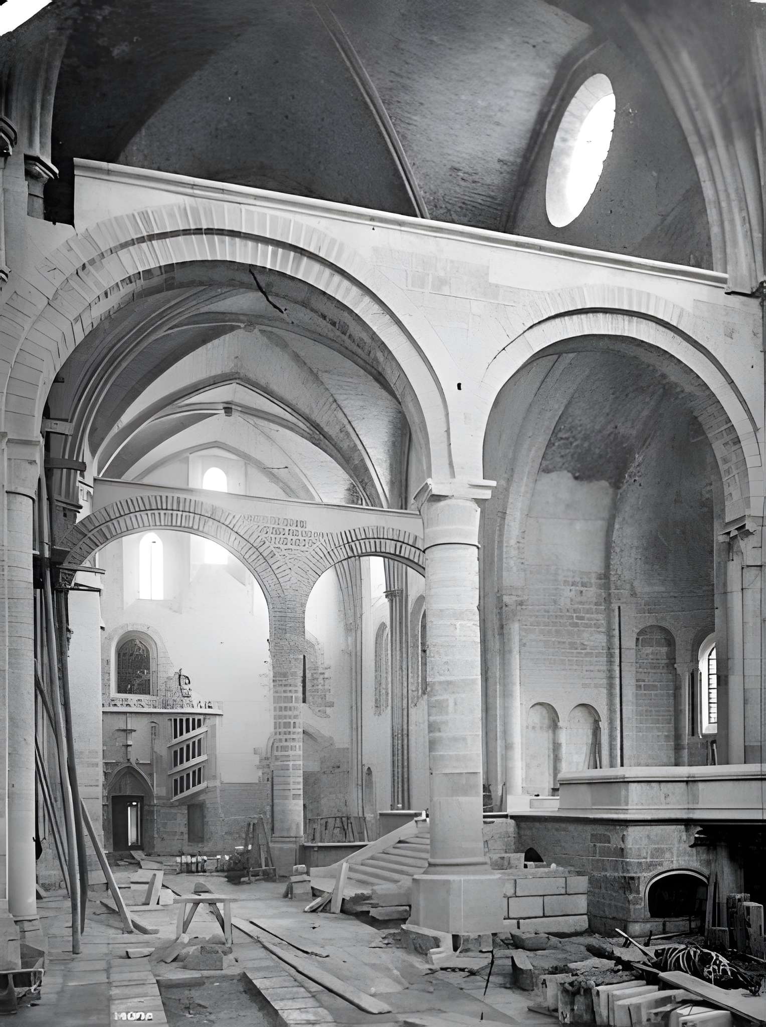 Cathédrale Saint-Cyr-et-Sainte-Julitte de Nevers