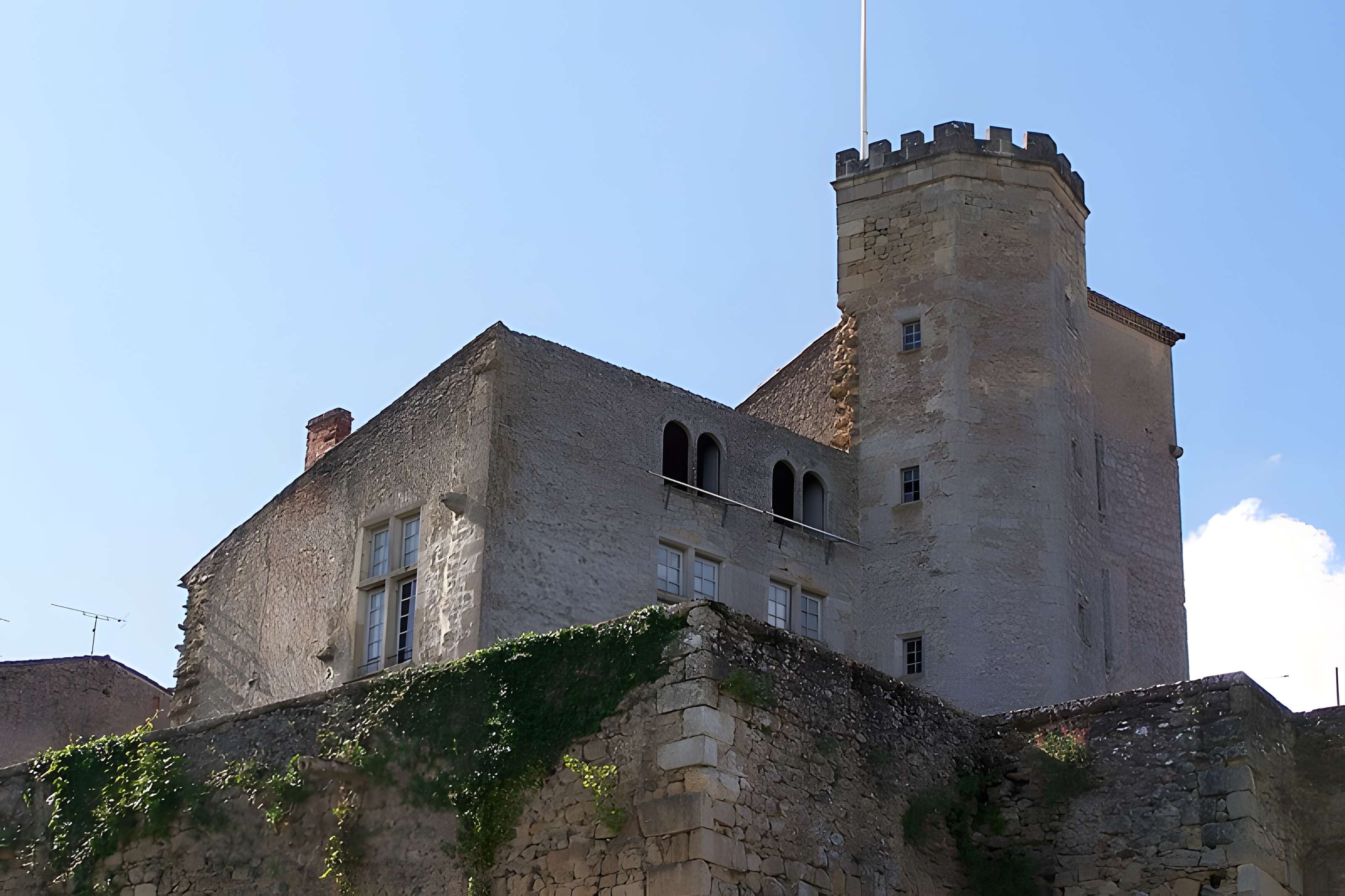 Château de Tardes