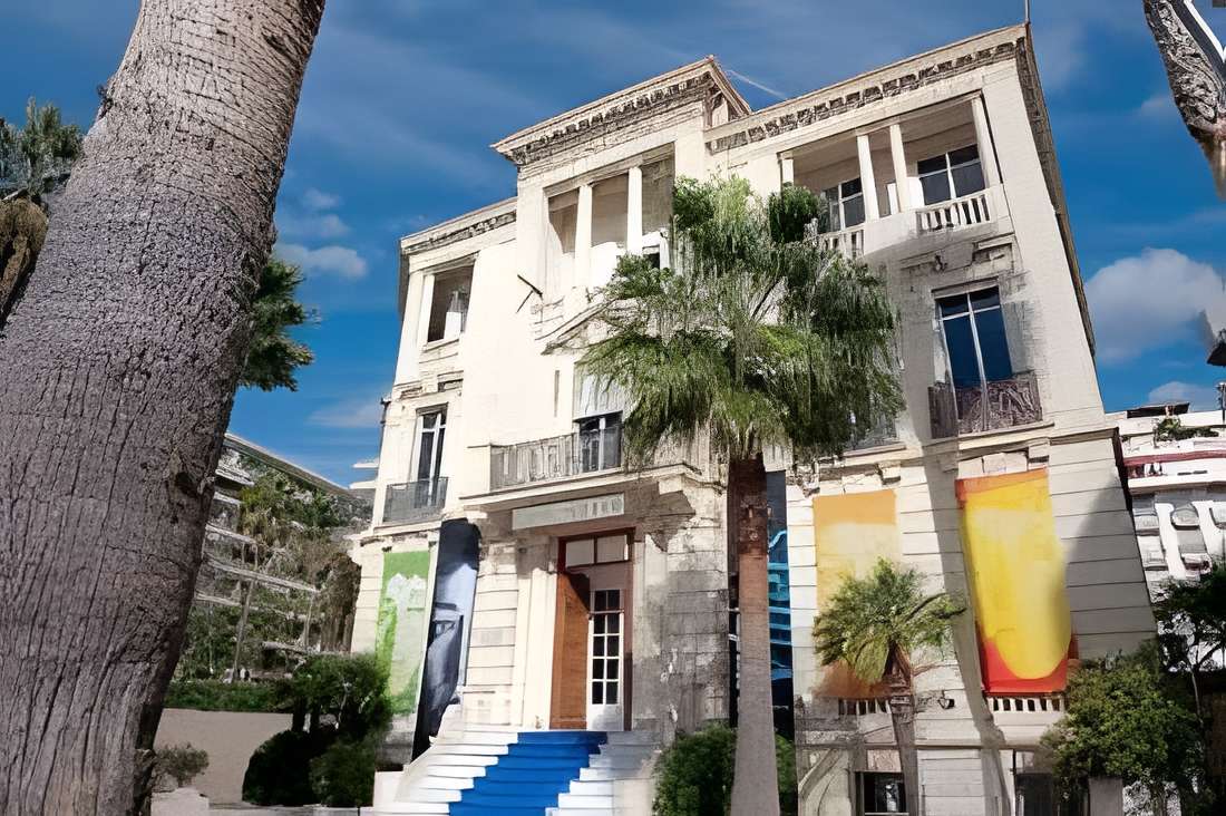 Centre d'art La Malmaison Façade du musée