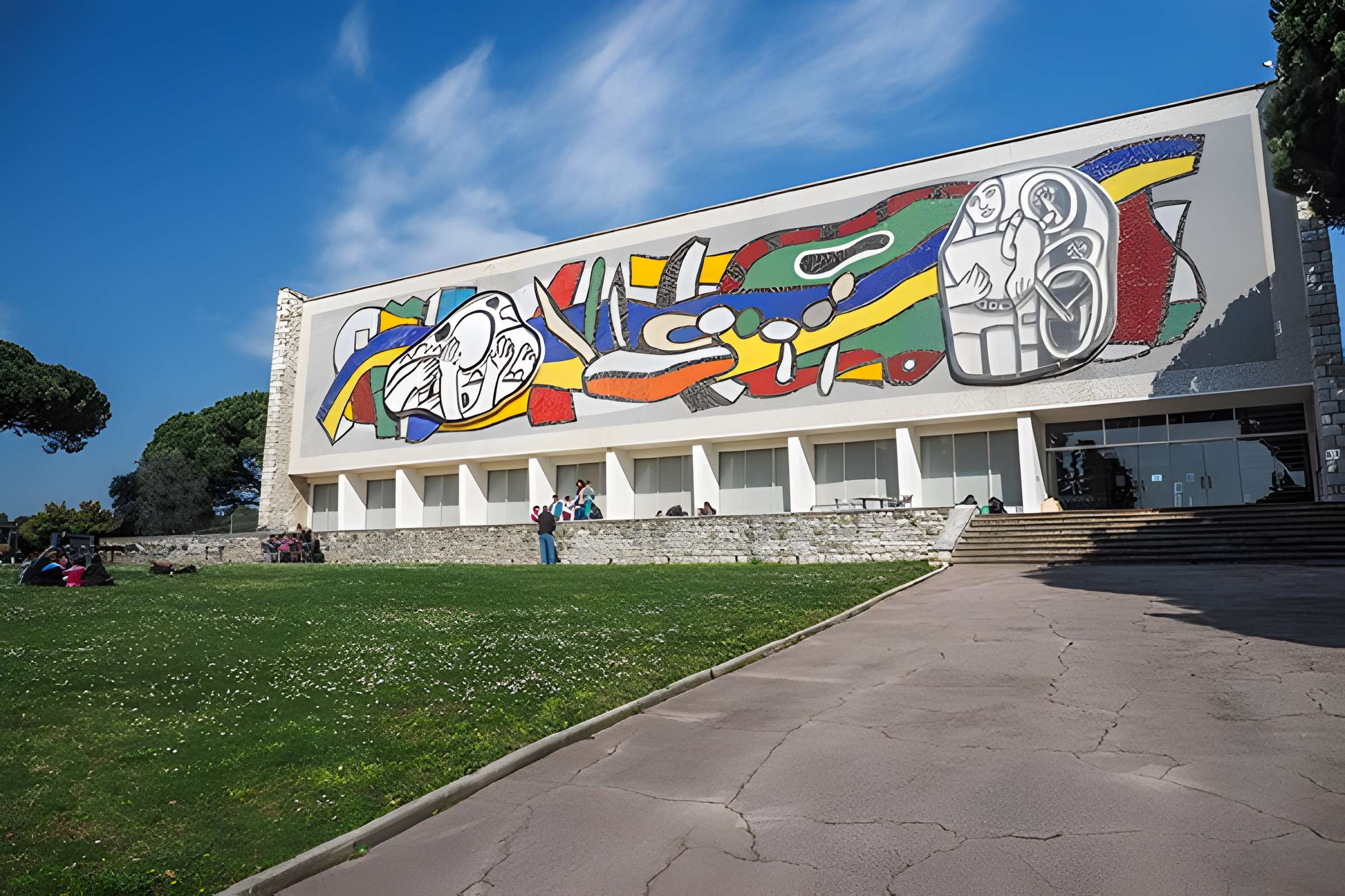 Musée national Fernand-Léger à Biot Façade du musée