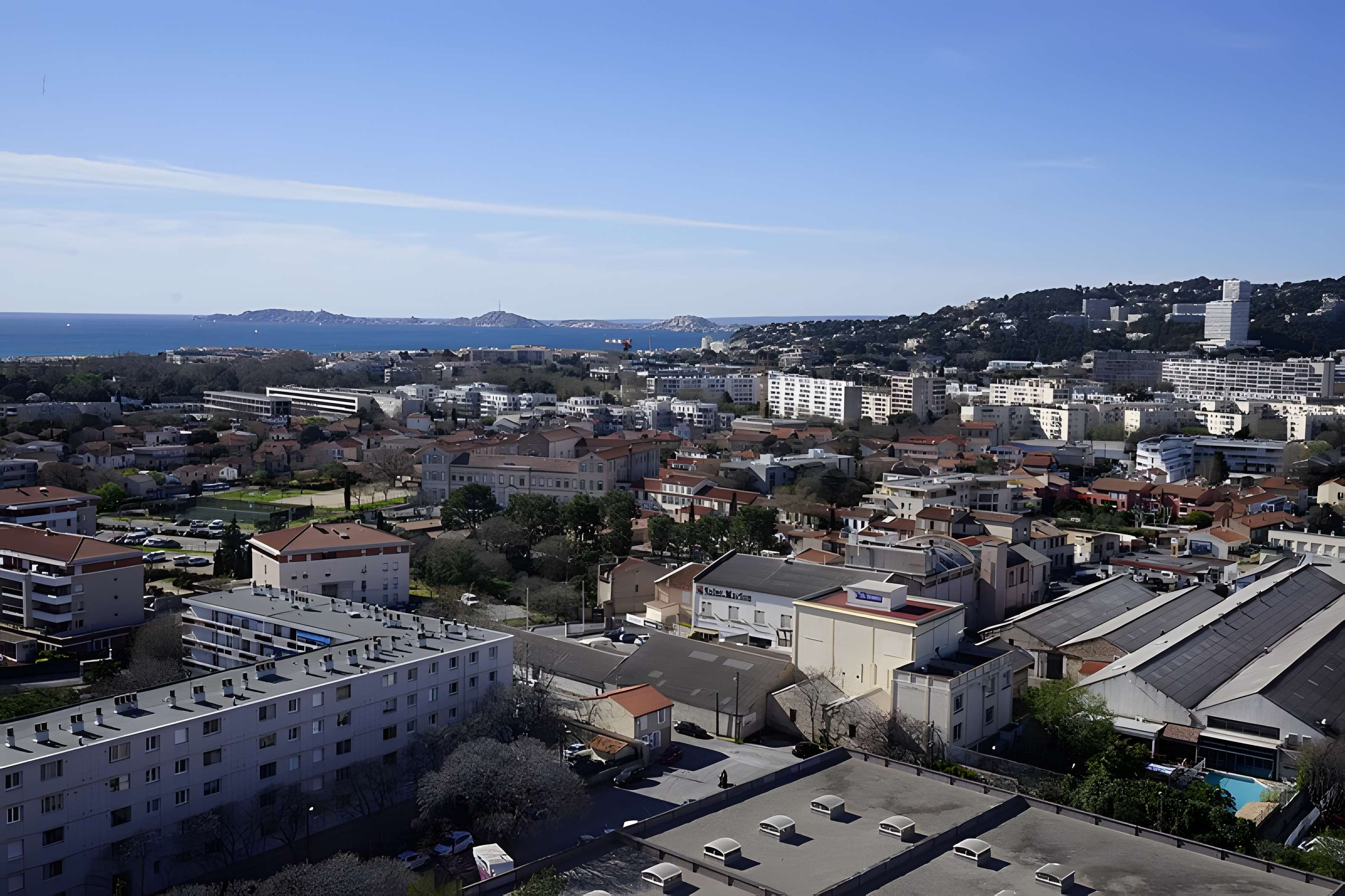 MAMO : Centre d'art de la Cité Radieuse du Corbusier