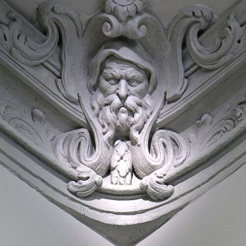 Musée des Arts décoratifs, de la Faïence et de la Mode à Marseille