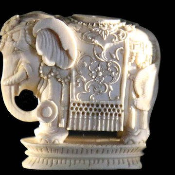 Musée des Arts décoratifs, de la Faïence et de la Mode à Marseille