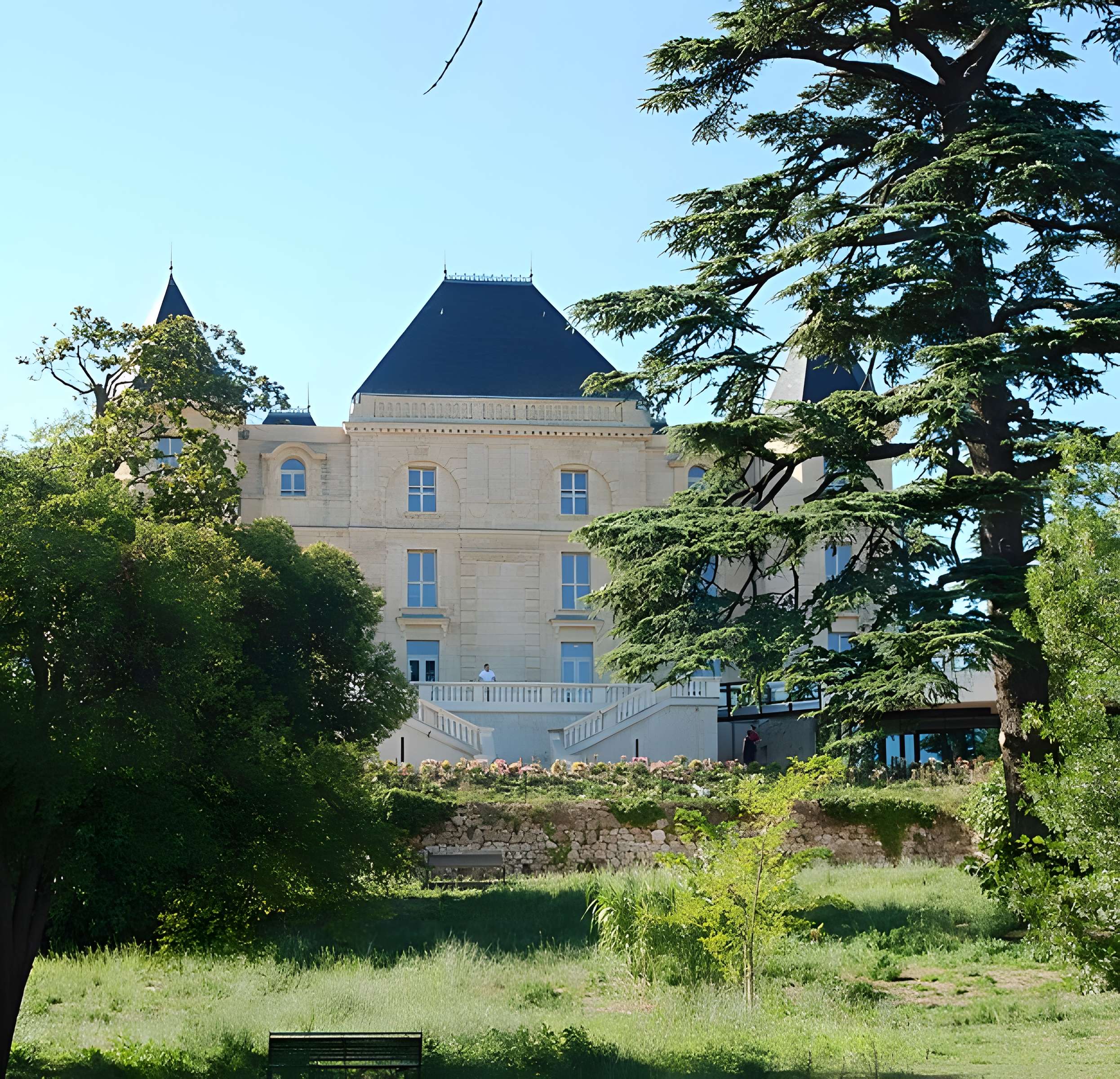 Château de la Buzine : Musée du cinéma méditerranéen