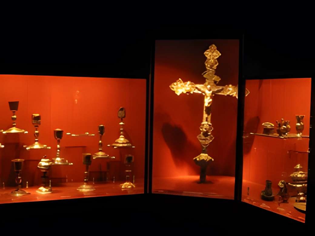 Musée d'Art Sacré du Monêtier-les-Bains intérieur du musée