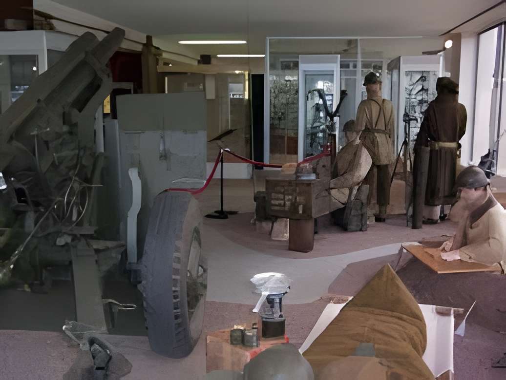Musée de l'artillerie de Draguignan intérieur du musée