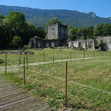 Château de Thomas de Savoie ruines