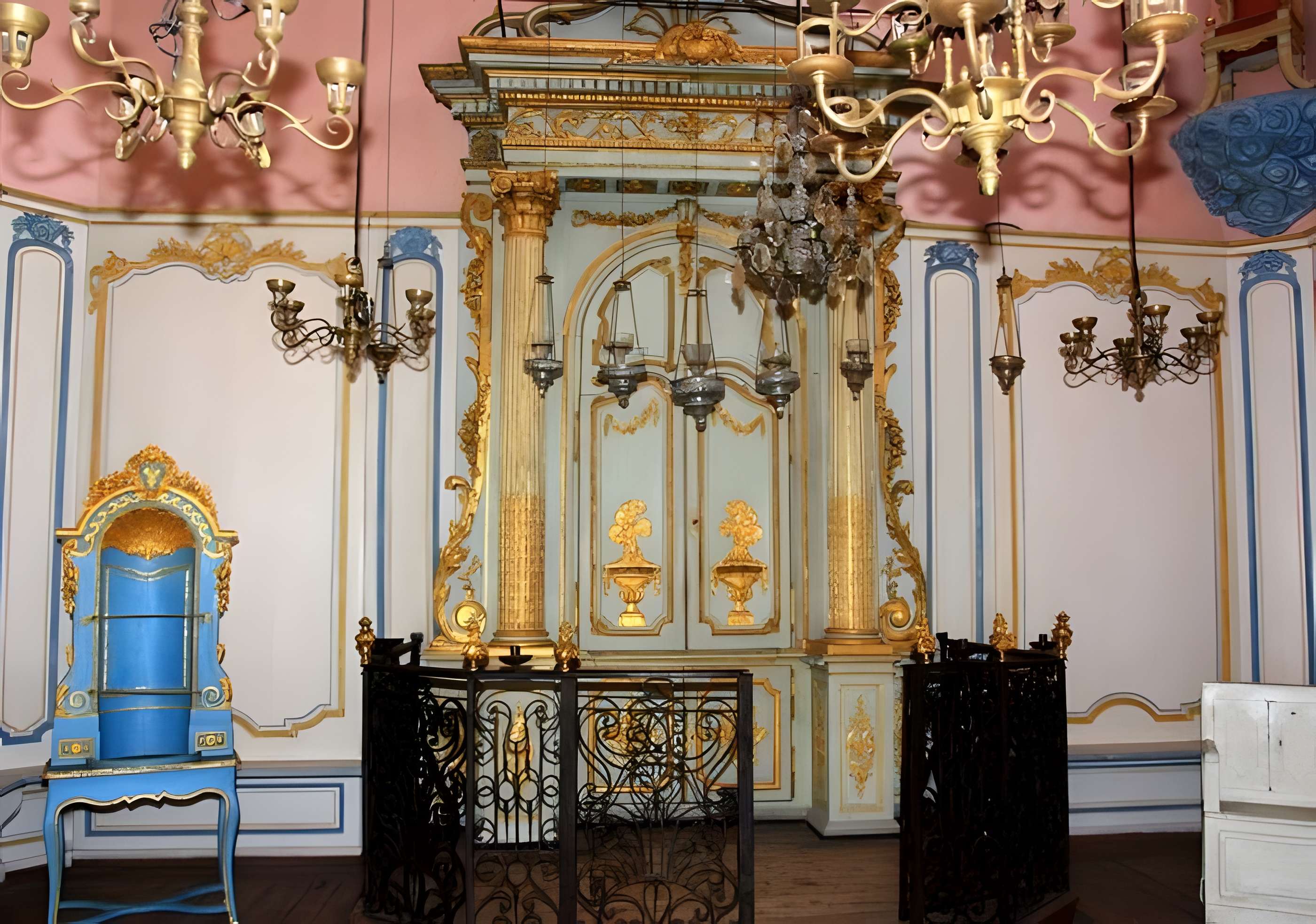 Musée judéo-comtadin à Cavaillon intérieur du musée
