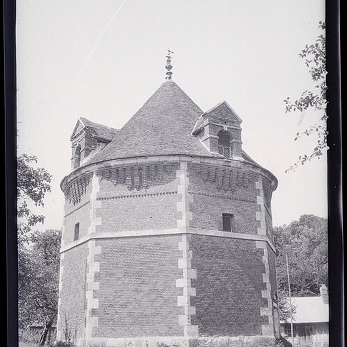 Photo de Château de Tilly à Boissey le Châtel