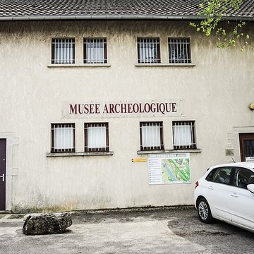 Musée de la société dhistoire et darchéologie de Briord
