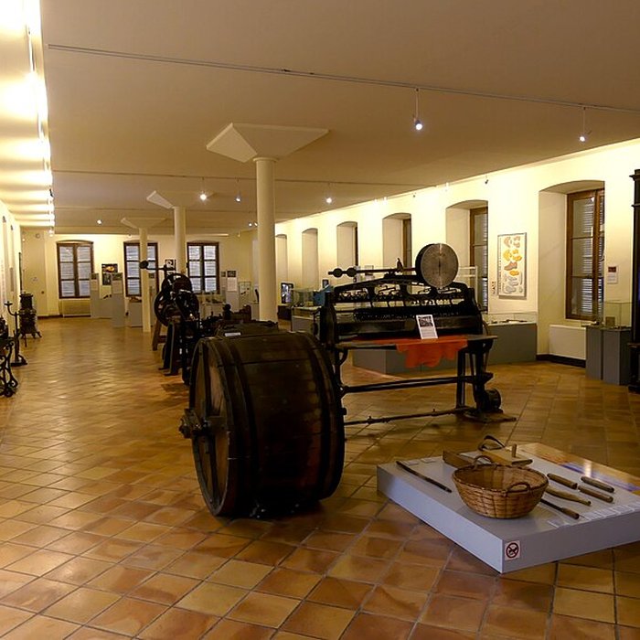 Photo de Musée International de la Chaussure de Romans