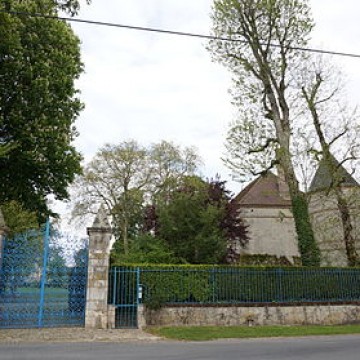 chateau de trosnay