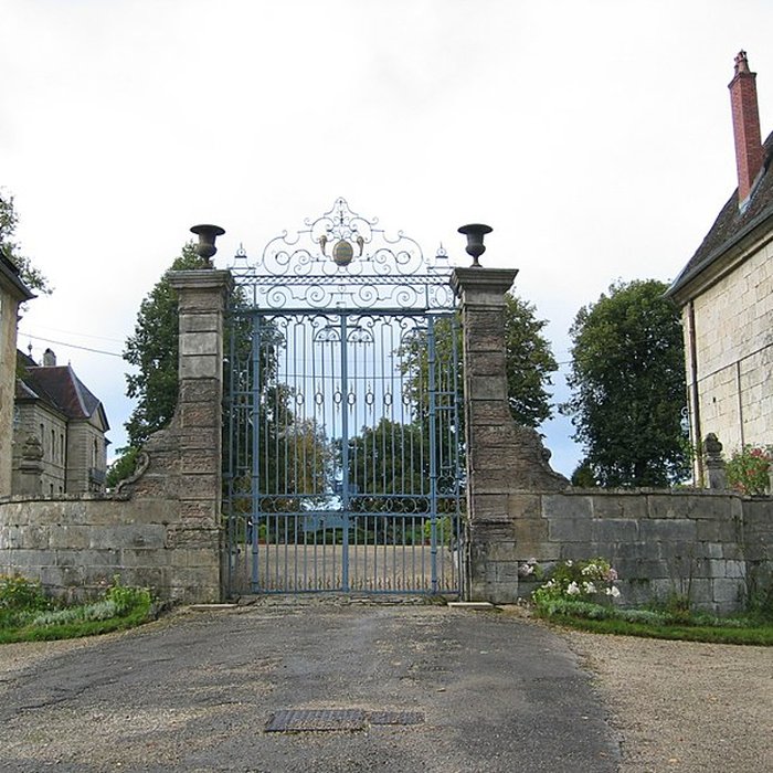Photo de Château de Vaire-le-Grand