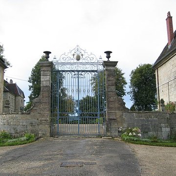 Château de Vaire-le-Grand