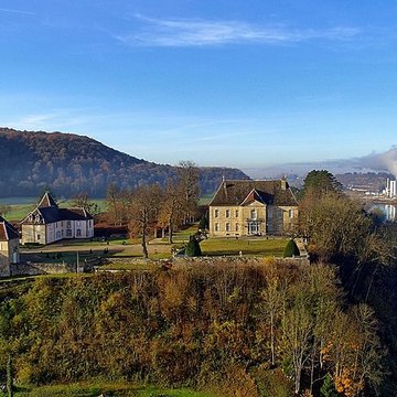 Château de Vaire-le-Grand