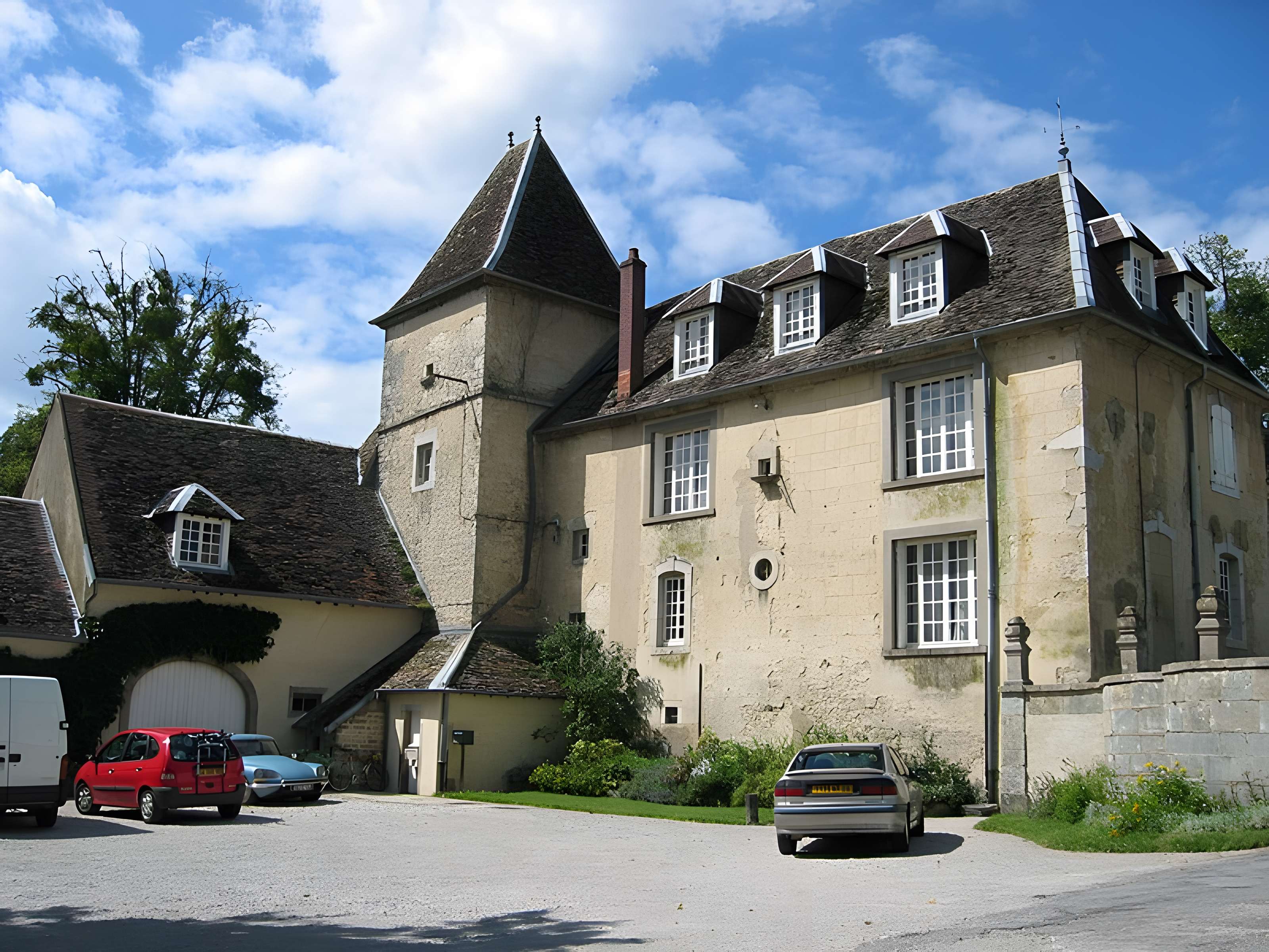 Château de Vaire-le-Grand
