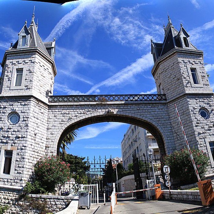 Photo de Châteaux de Valrose, actuellement Université de Nice Faculté des Sciences
