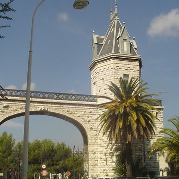 Châteaux de Valrose, actuellement Université de Nice Faculté des Sciences