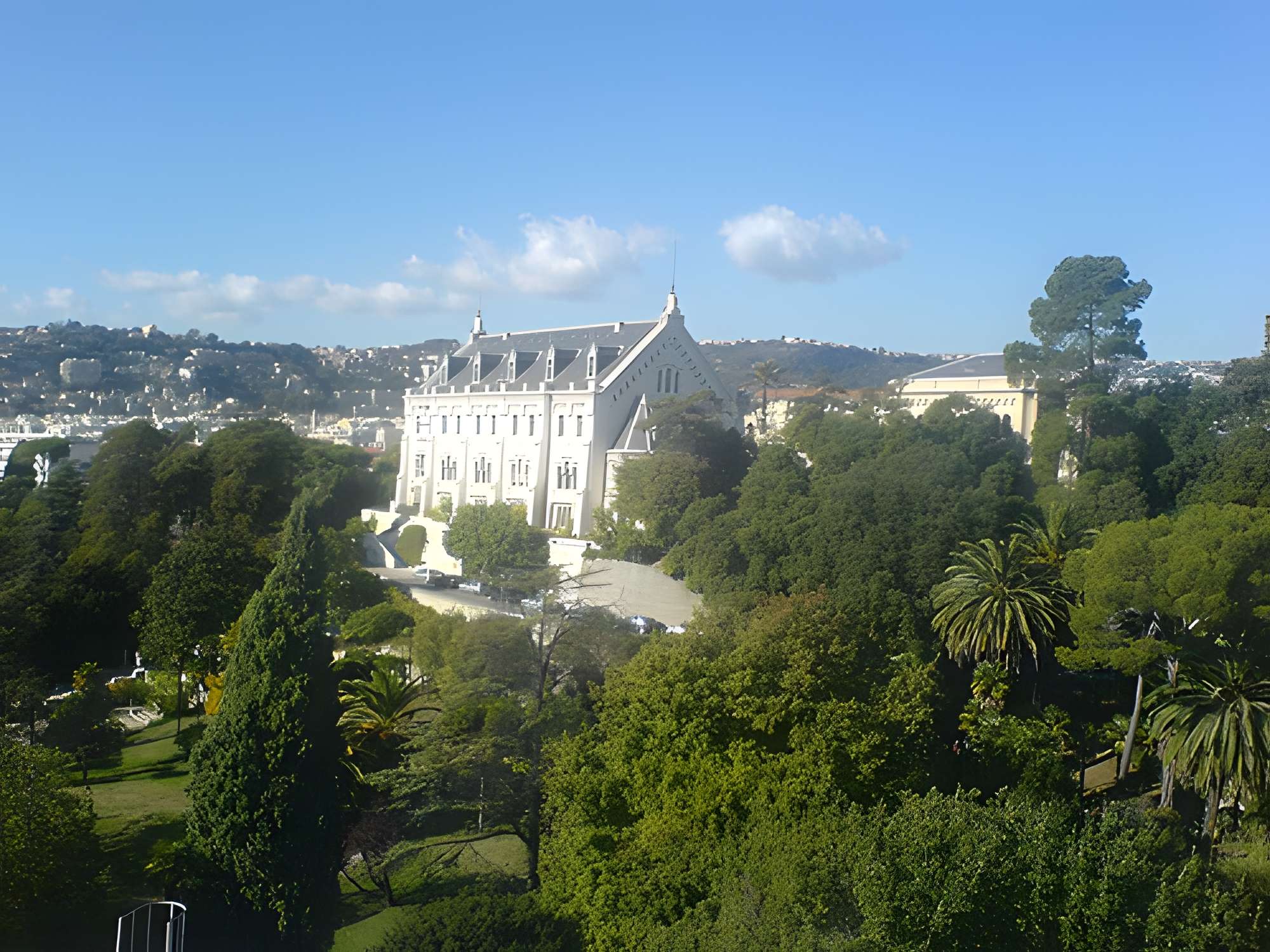 Châteaux de Valrose, actuellement Université de Nice (Faculté des Sciences)