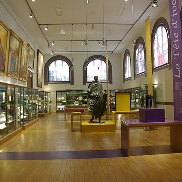 Musée des beaux-arts et darchéologie de Vienne