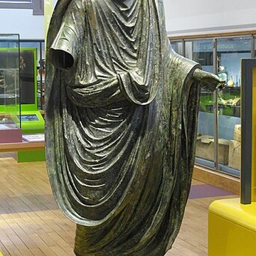 Musée des beaux-arts et darchéologie de Vienne