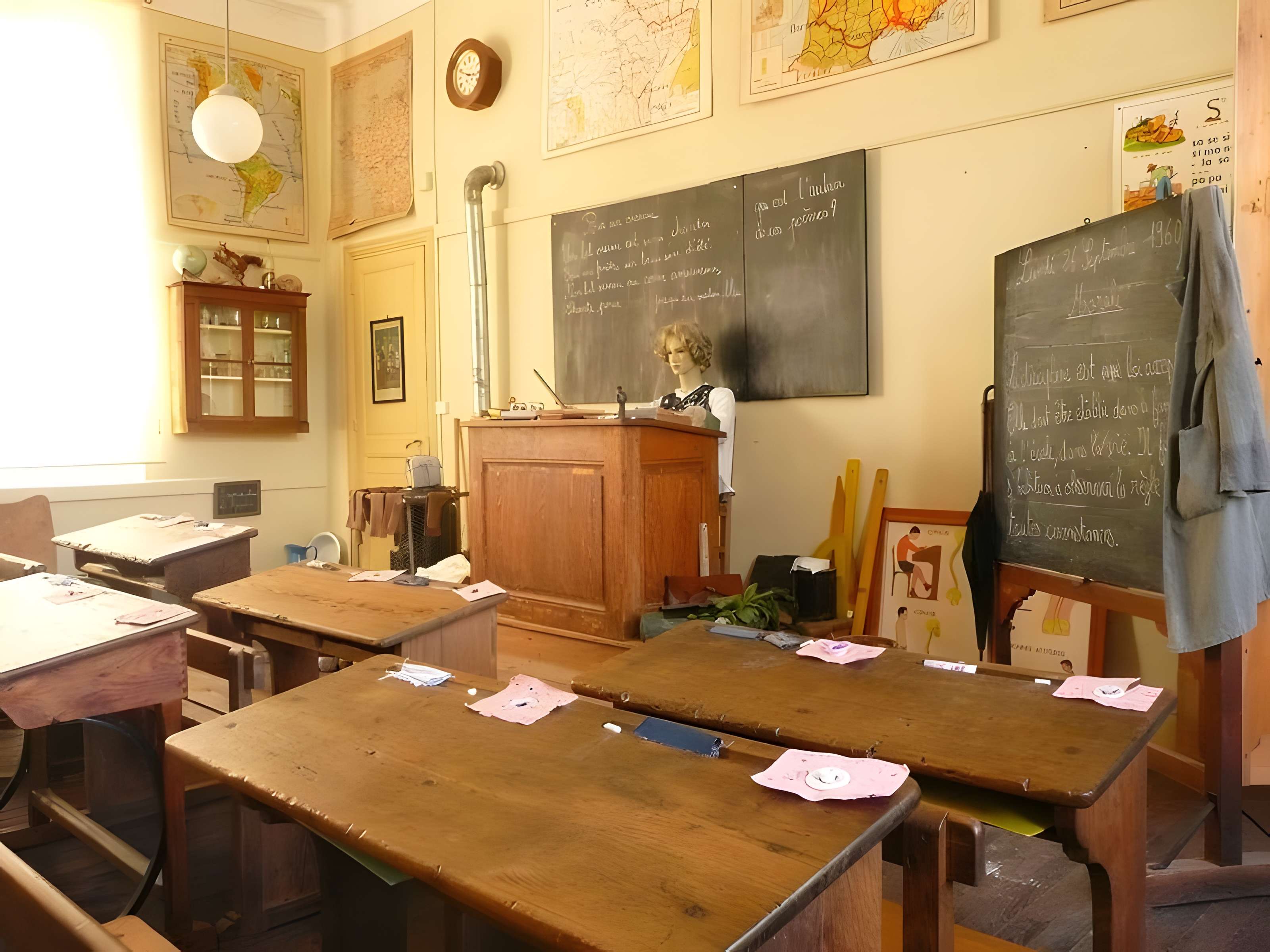 Musée de l'école de Belleroche 