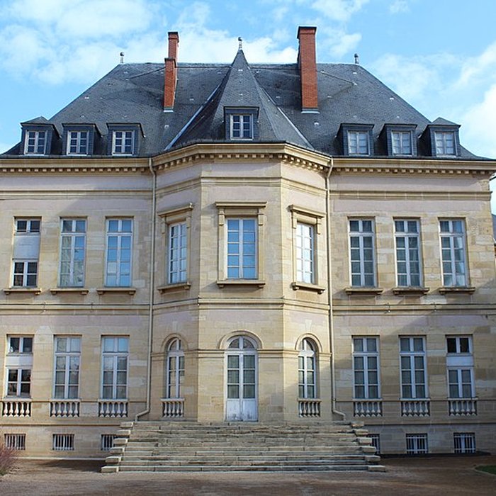 Photo de Musée des beaux-arts et darchéologie Joseph-Déchelette