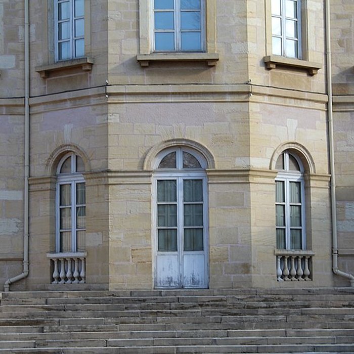 Photo de Musée des beaux-arts et darchéologie Joseph-Déchelette