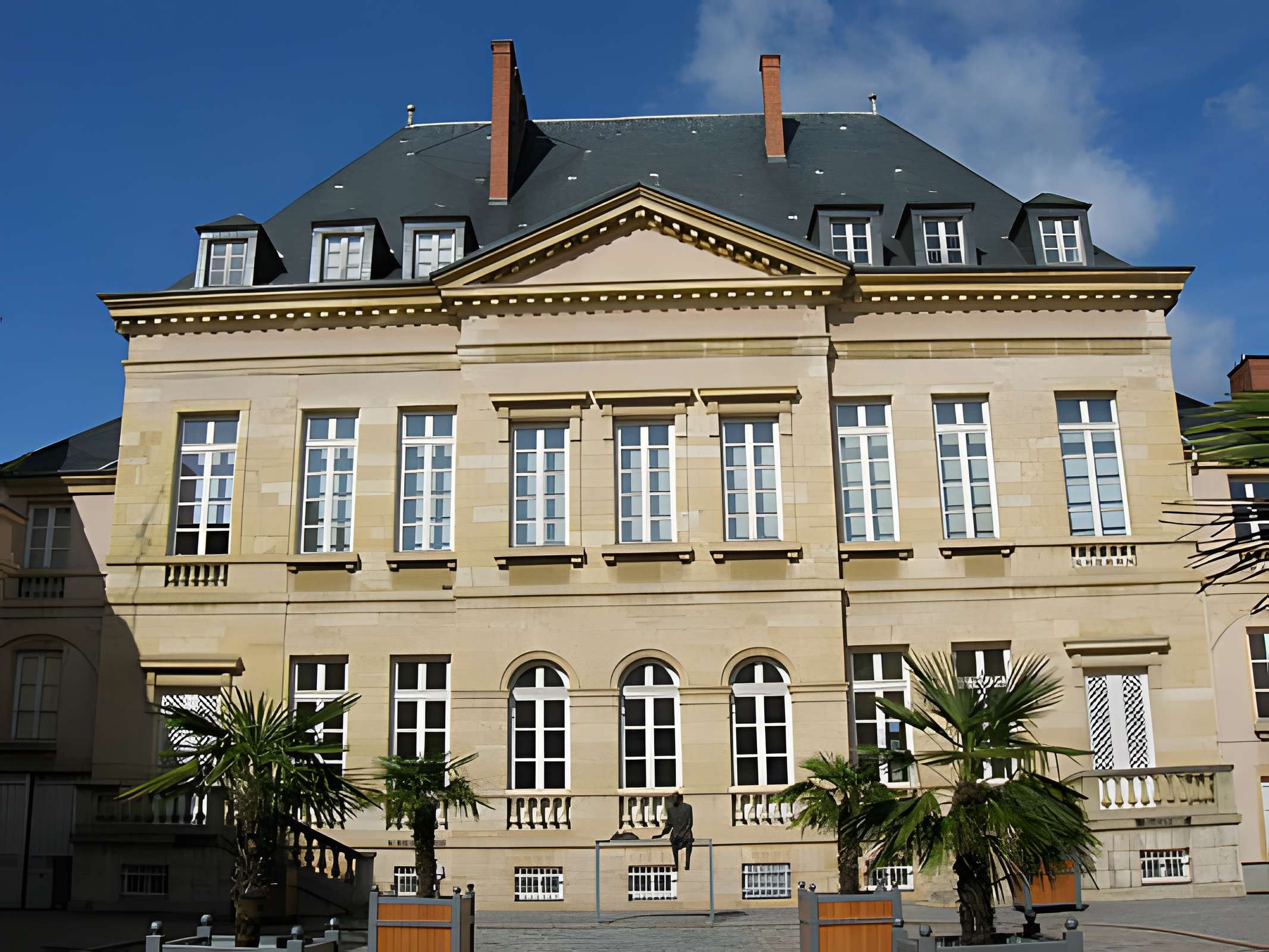 Musée des beaux-arts et d'archéologie Joseph-Déchelette