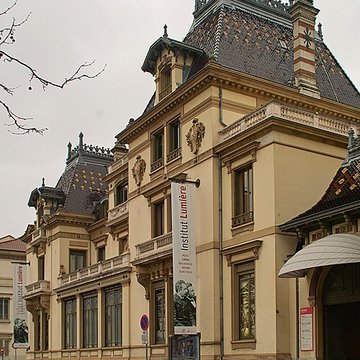 Maison dite Villa des Frères Lumière, actuellement Fondation nationale de la photographie