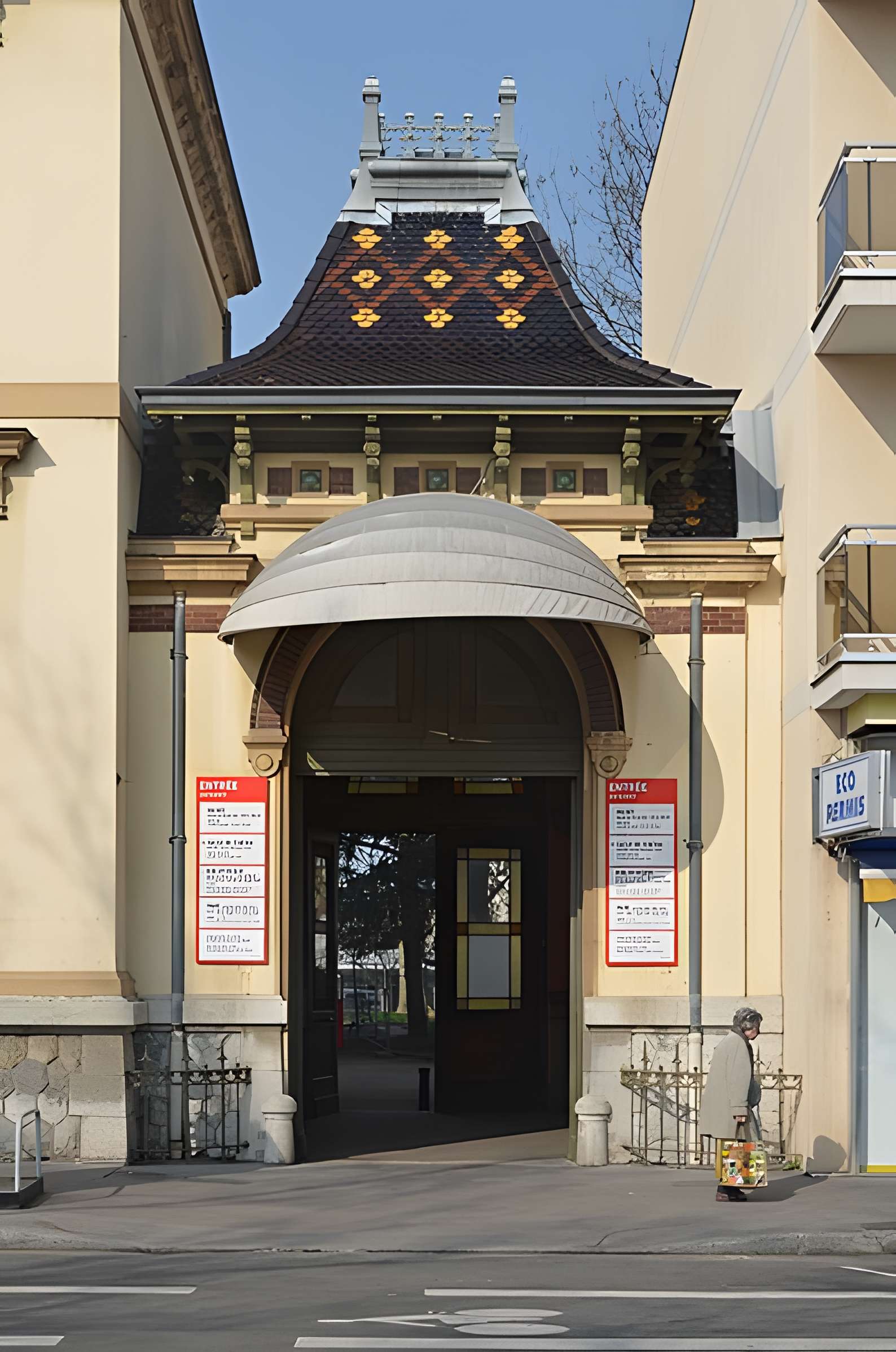 Maison dite Villa des Frères Lumière, actuellement Fondation nationale de la photographie