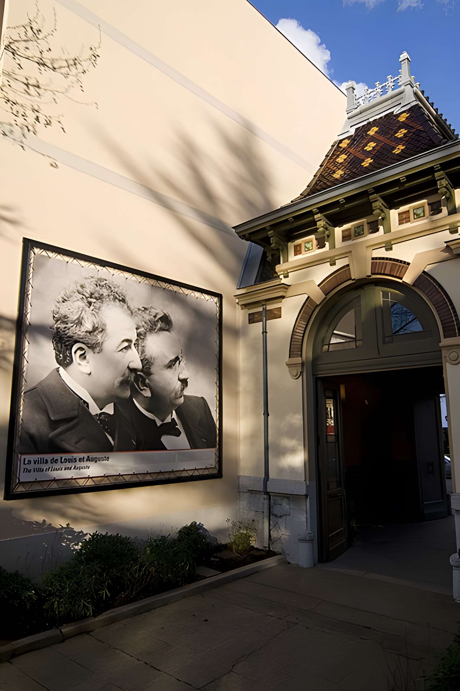 Maison dite Villa des Frères Lumière, actuellement Fondation nationale de la photographie