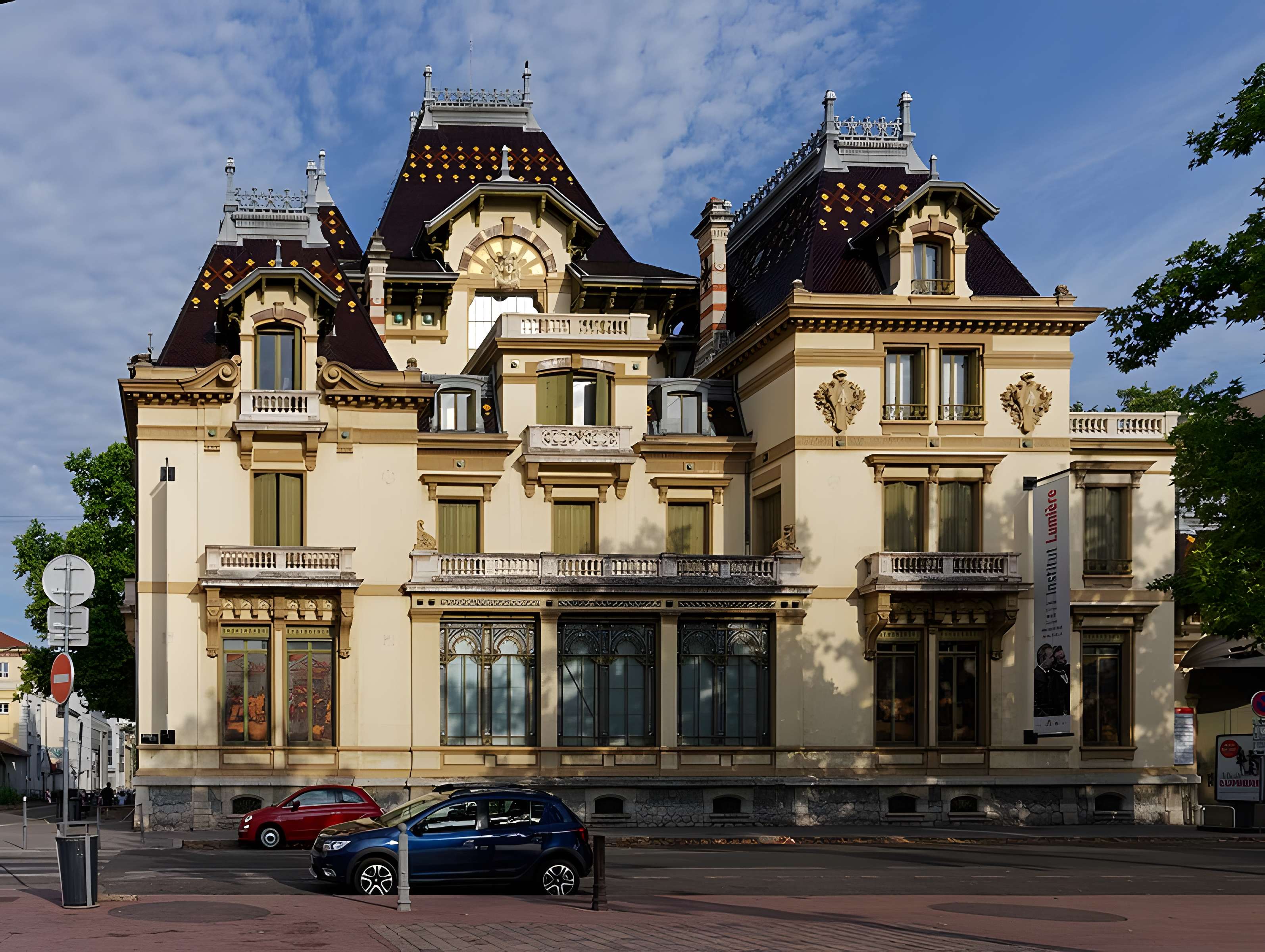 Maison dite Villa des Frères Lumière, actuellement Fondation nationale de la photographie