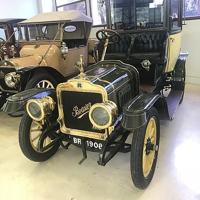 Photo de Musée de lautomobile Henri-Malartre