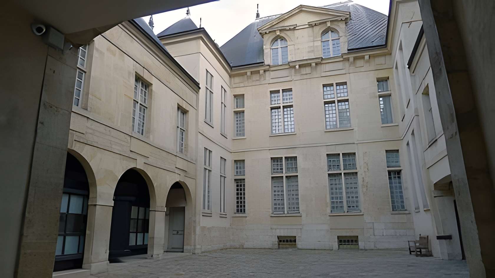 Musée Cognacq-Jay - Paris 3éme Vue sur cour de l'Hôtel de Donon
