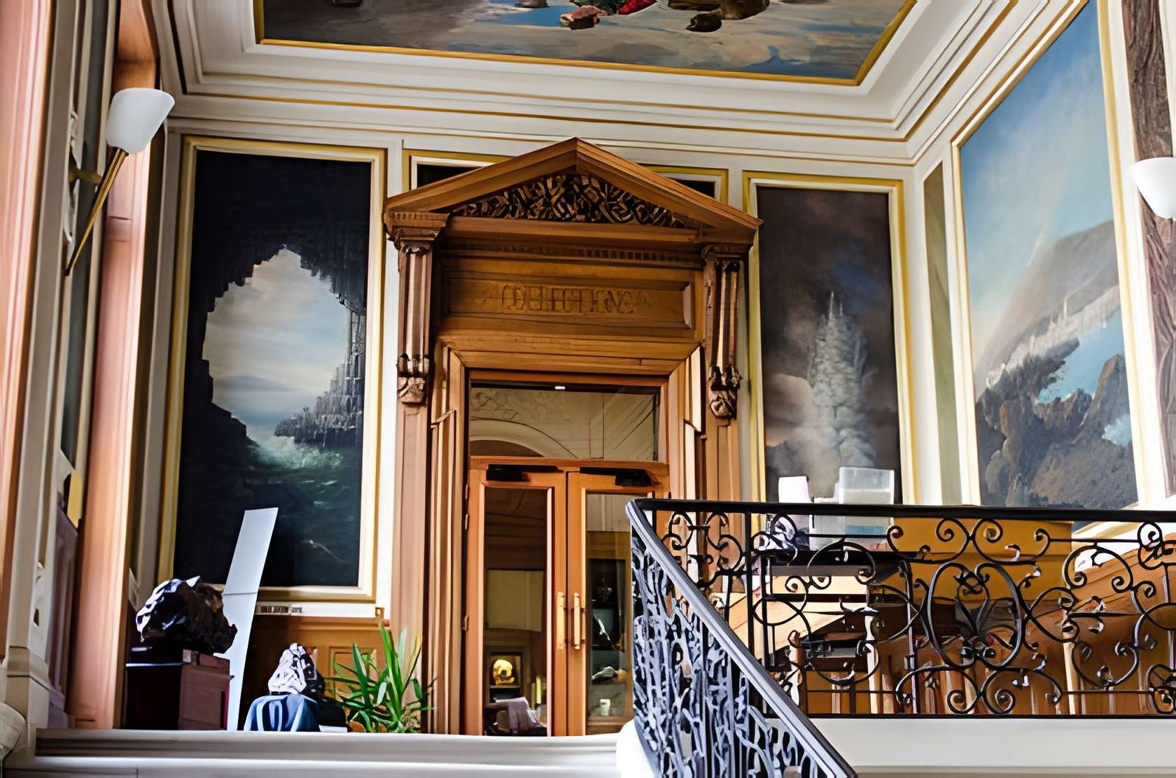 Musée de minéralogie MINES ParisTech - Paris 6ème entrée du musée