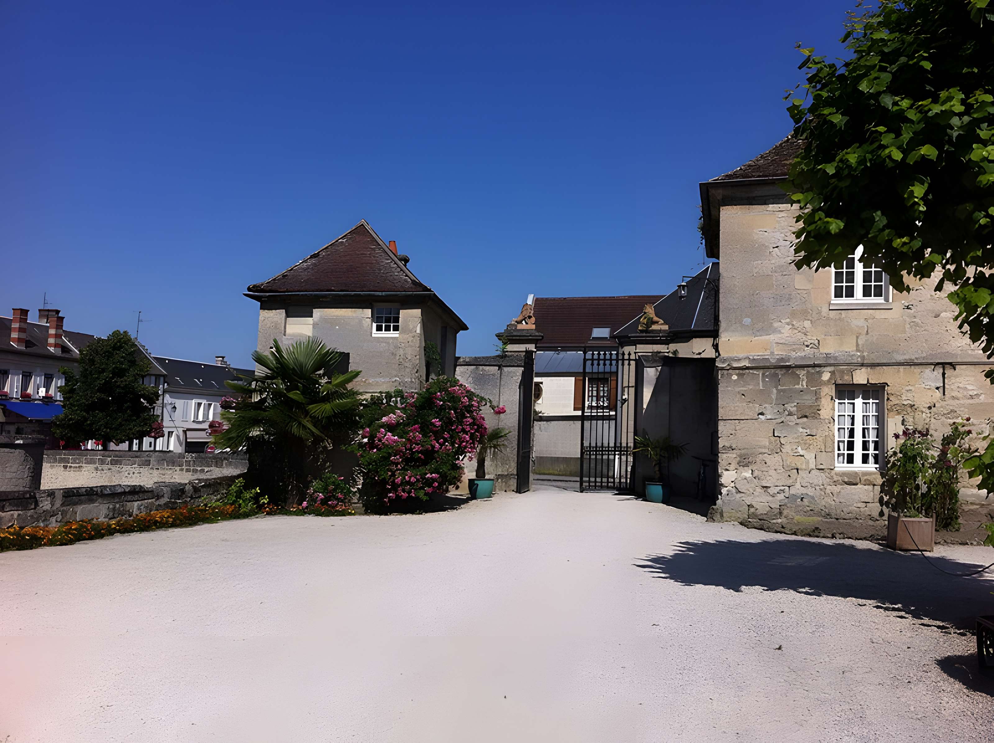Chateau de Vic-sur-Aisne