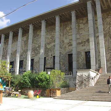 Ancien Musée National des Arts Africains et Océaniens, devenu Cité nationale de lhistoire de lImmigration