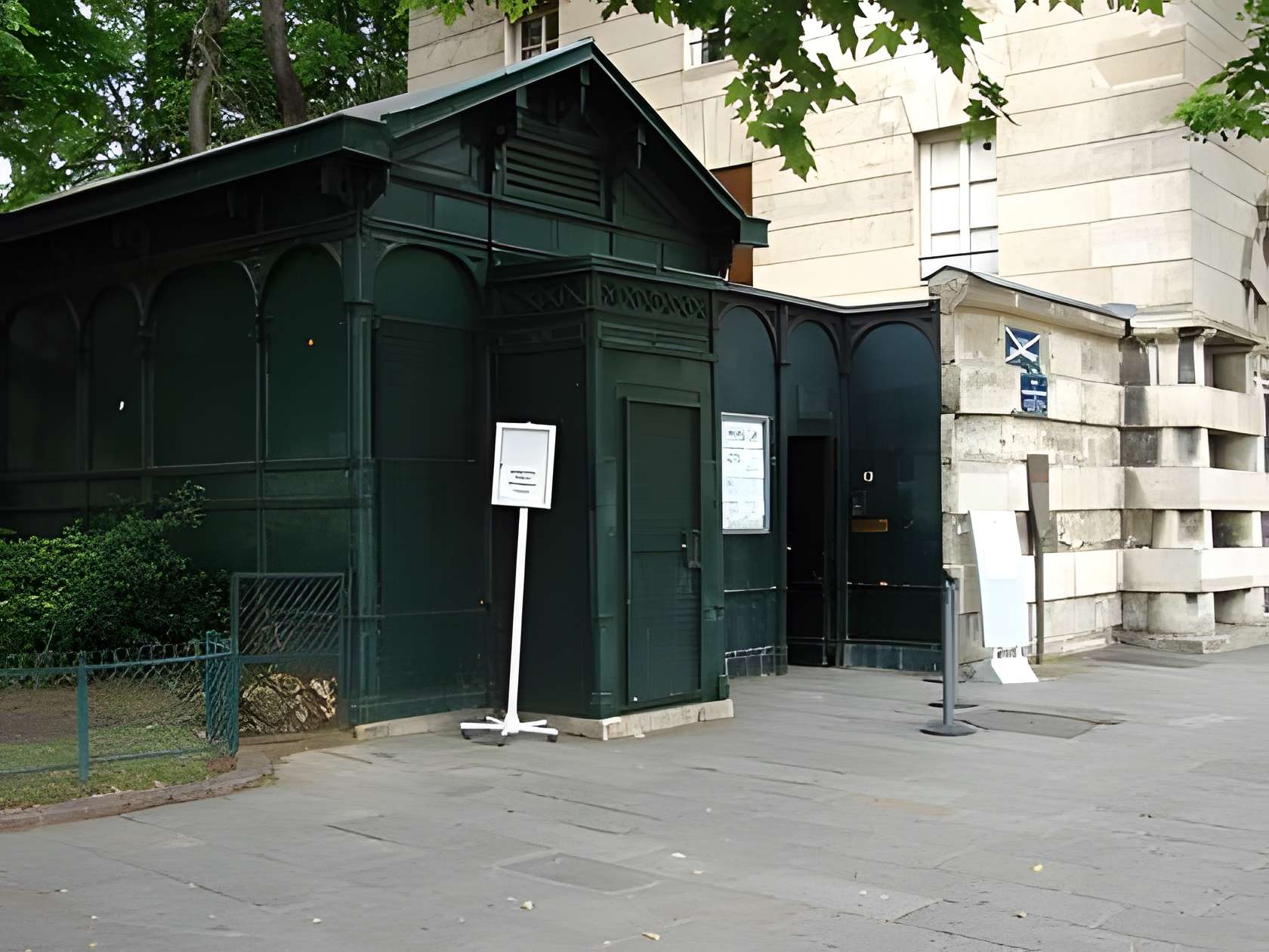 Musée des catacombes - Paris 14ème Entrée des catacombes.